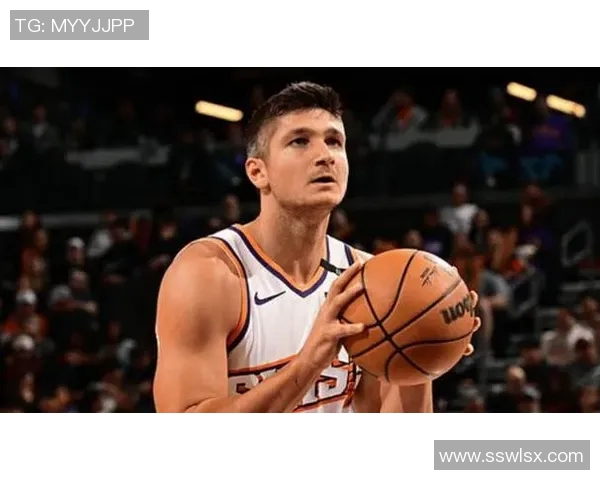 格雷森·阿伦狂轰10记三分创太阳队史纪录!NBA三分命中数新高+3D球员性价比拉满,成太阳争冠拼图 格雷森·阿伦狂轰10记三分创太阳队史纪录!NBA三分命中数新高+3D球员性价比拉满,成太阳争冠拼图